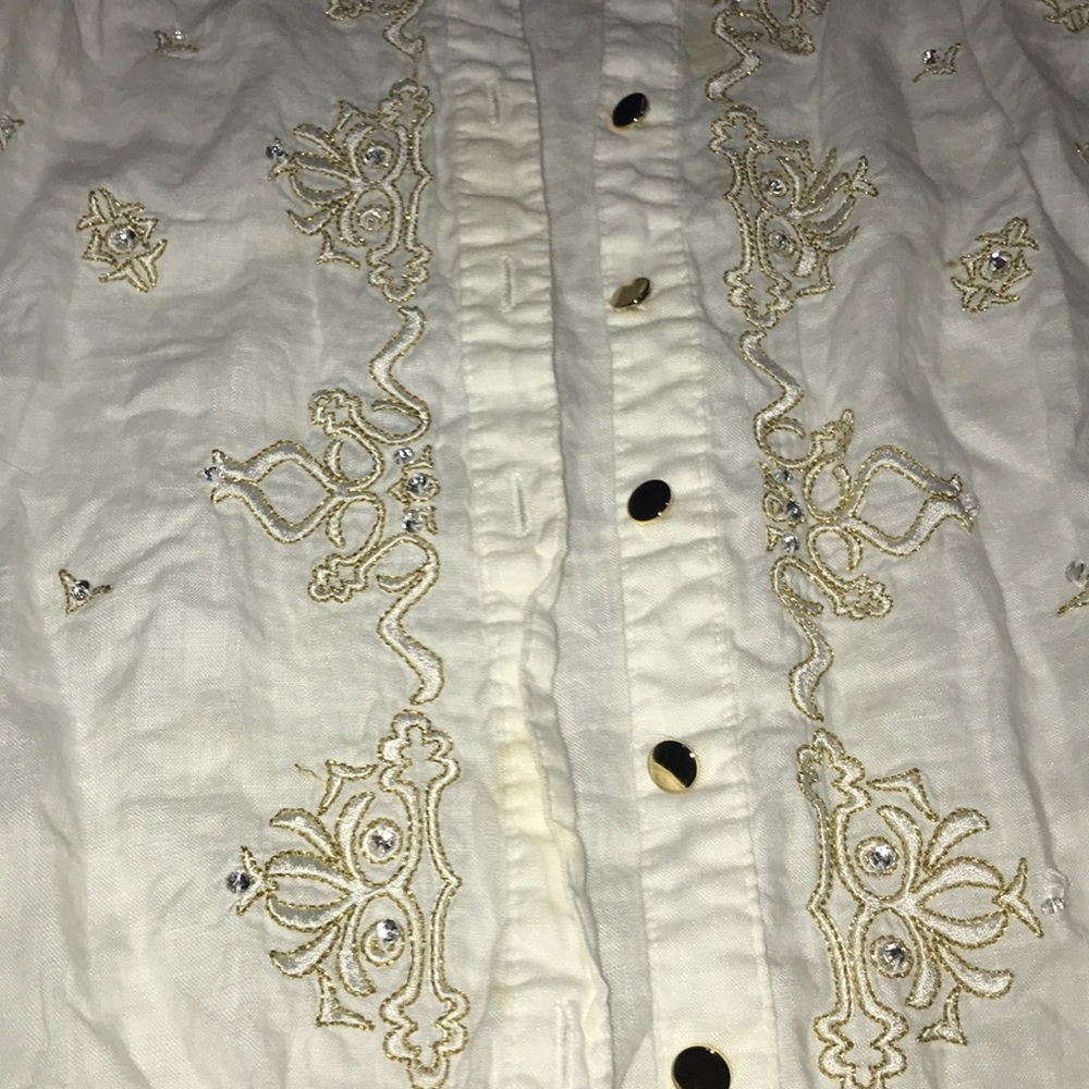 ✨(5 for $20)JM Collection Gold White Buttoned Detailed Top✨ - Picture 3 of 7